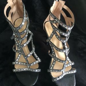 Designer Nicole Miller Black Clear Rhinestones high heel shoes